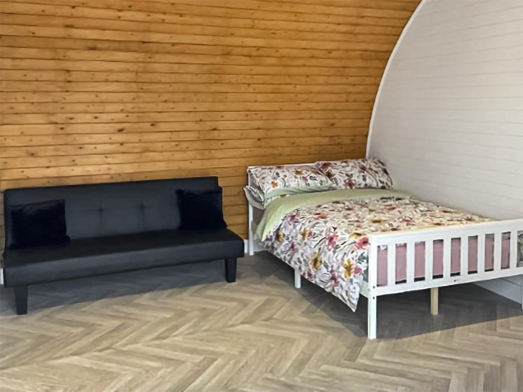 Daisy Glamping Pod Villa Hatfield  Екстериор снимка