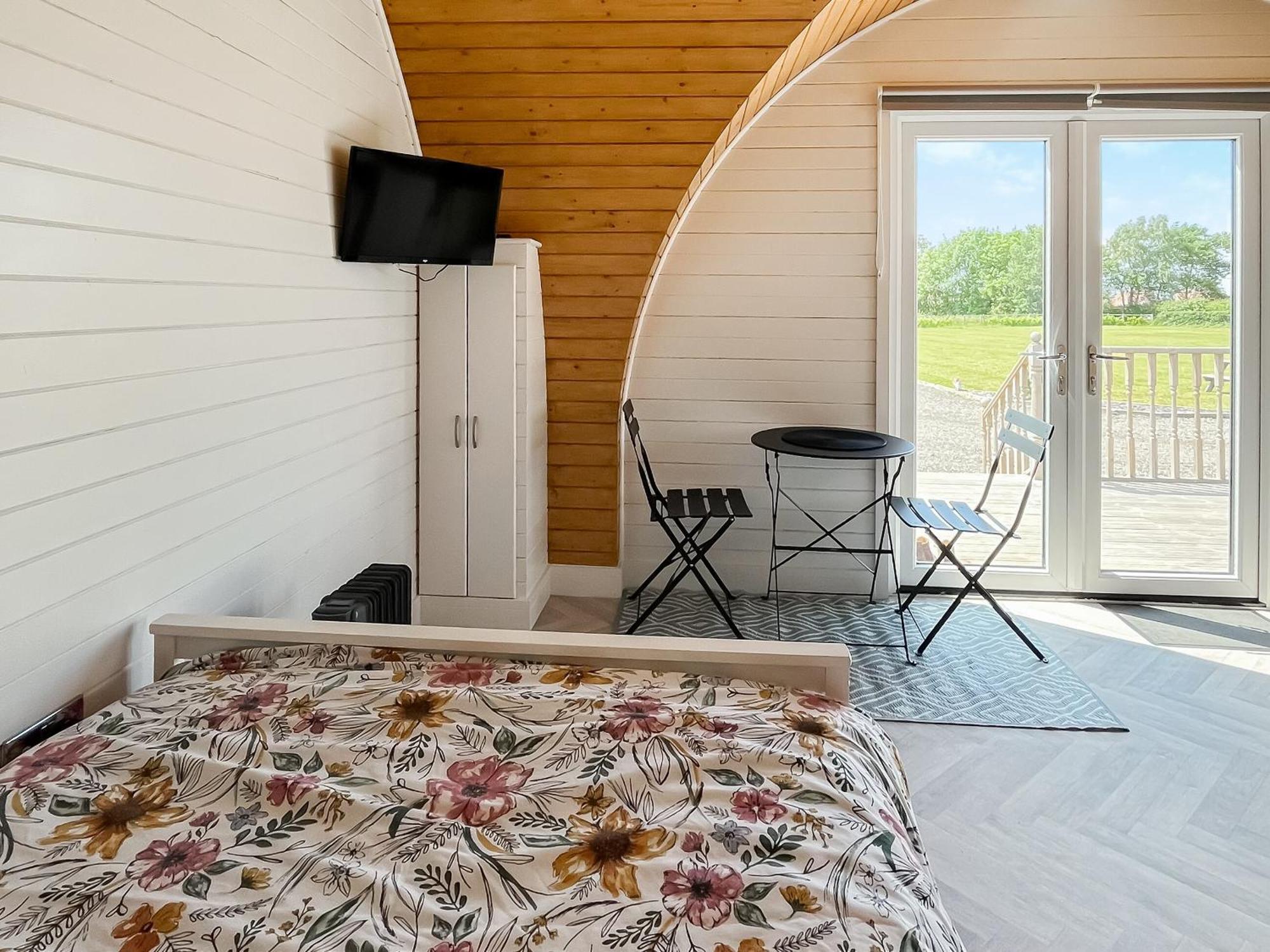 Daisy Glamping Pod Villa Hatfield  Екстериор снимка